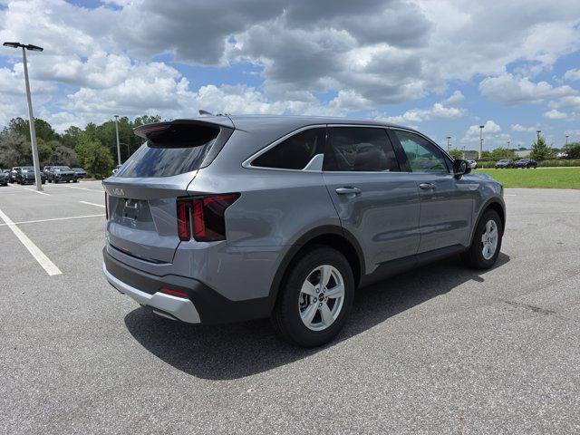 new 2025 Kia Sorento car, priced at $30,999