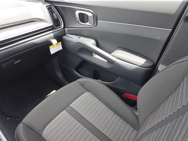 new 2025 Kia Sorento car, priced at $30,999