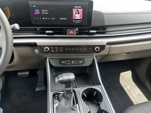 new 2025 Kia Carnival car, priced at $42,155