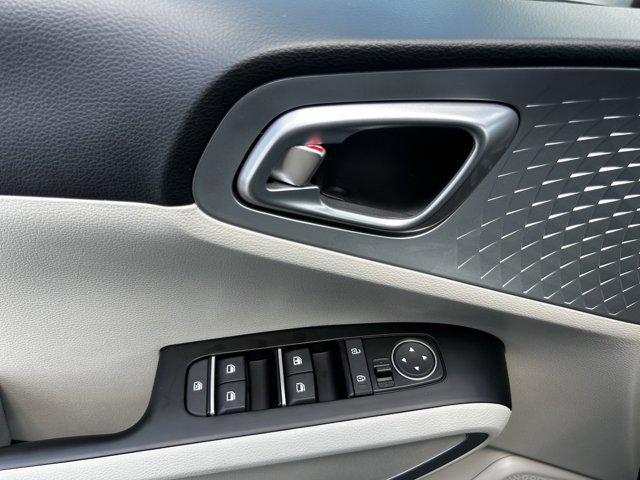 new 2025 Kia Soul car, priced at $21,184