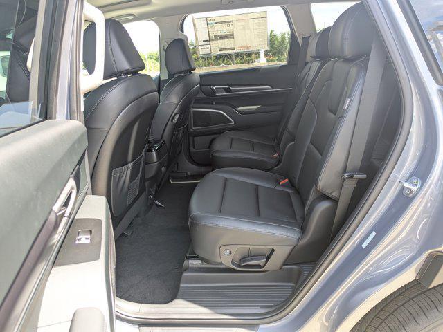 new 2025 Kia Telluride car, priced at $39,698