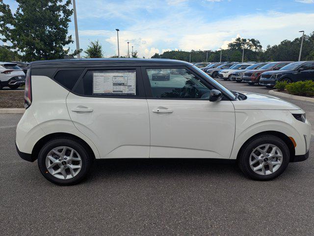 new 2025 Kia Soul car, priced at $24,139