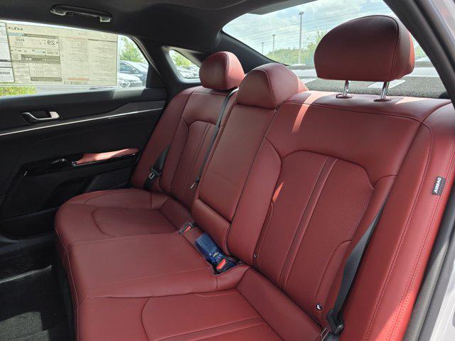 new 2025 Kia K5 car, priced at $30,046