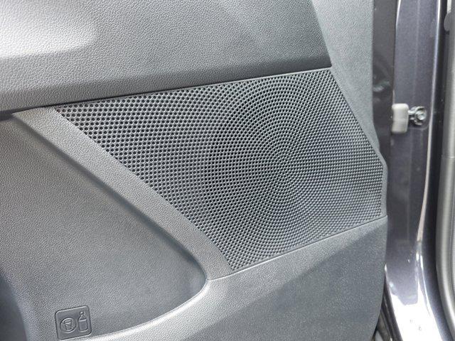 new 2025 Kia Sorento car, priced at $32,617