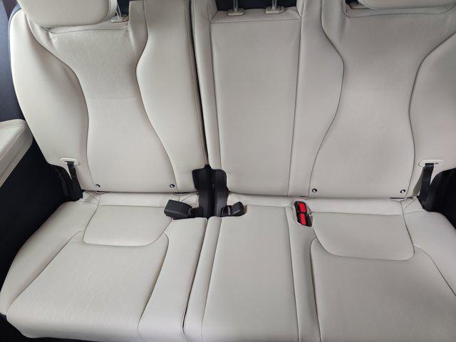 new 2026 Kia Carnival Hybrid car, priced at $45,004