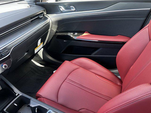 new 2025 Kia K5 car, priced at $30,099