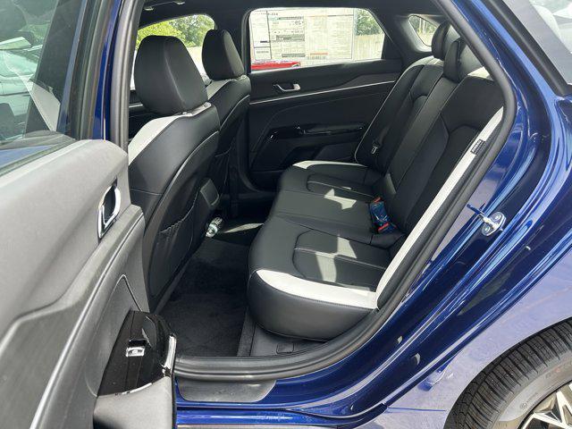 new 2025 Kia K5 car, priced at $28,000