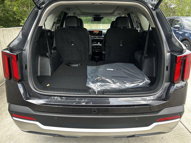 new 2025 Kia Sorento car, priced at $39,822