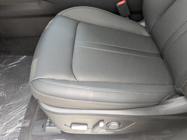 new 2025 Kia Sorento car, priced at $35,543