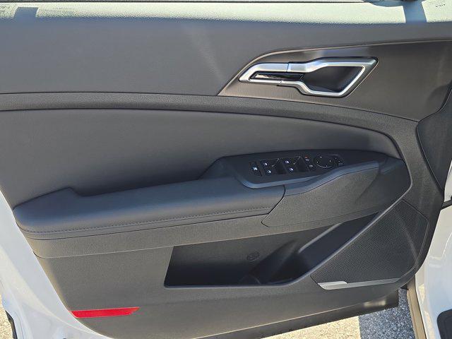 new 2026 Kia Sportage car, priced at $34,721