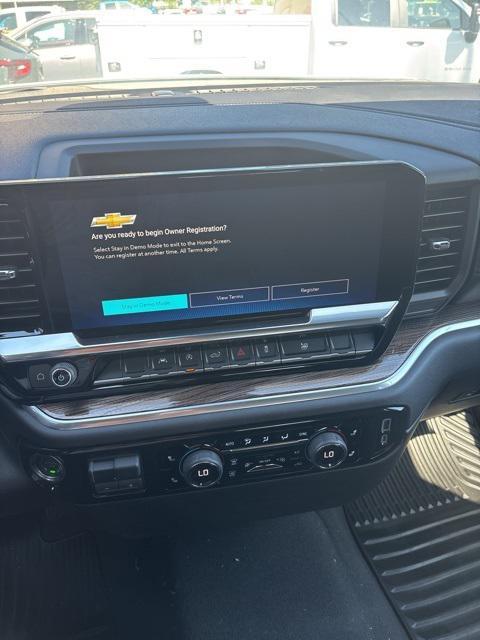 new 2025 Chevrolet Silverado 1500 car, priced at $54,495