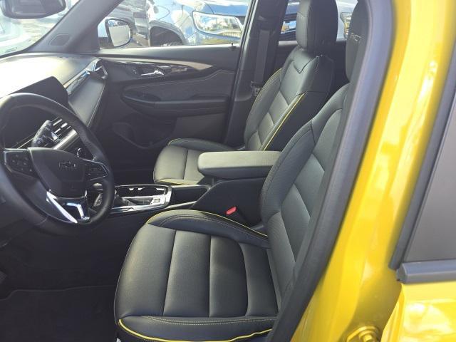 new 2025 Chevrolet TrailBlazer car, priced at $30,880