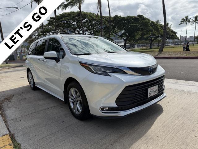 used 2022 Toyota Sienna car, priced at $43,124
