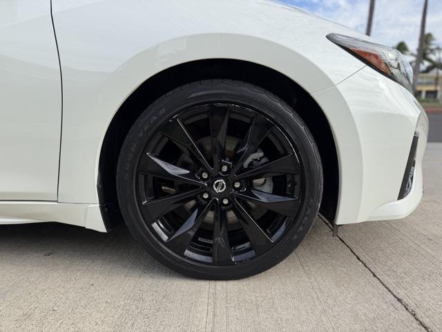 used 2022 Nissan Maxima car, priced at $27,692