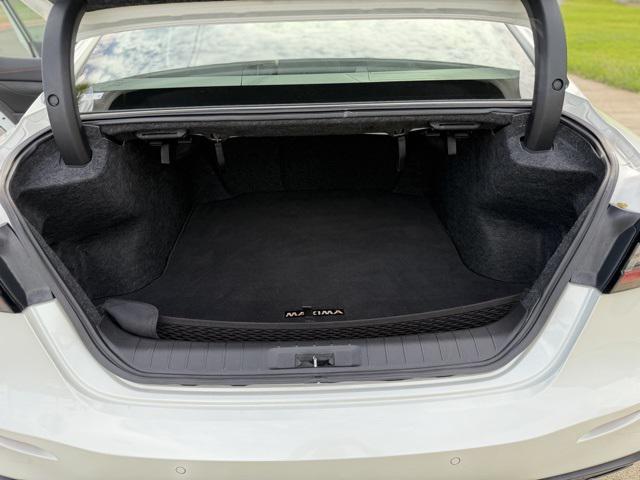 used 2022 Nissan Maxima car, priced at $27,692