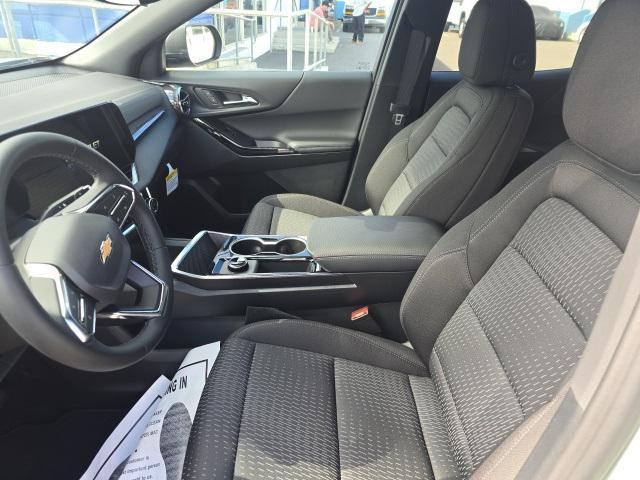 new 2026 Chevrolet Equinox car, priced at $31,835