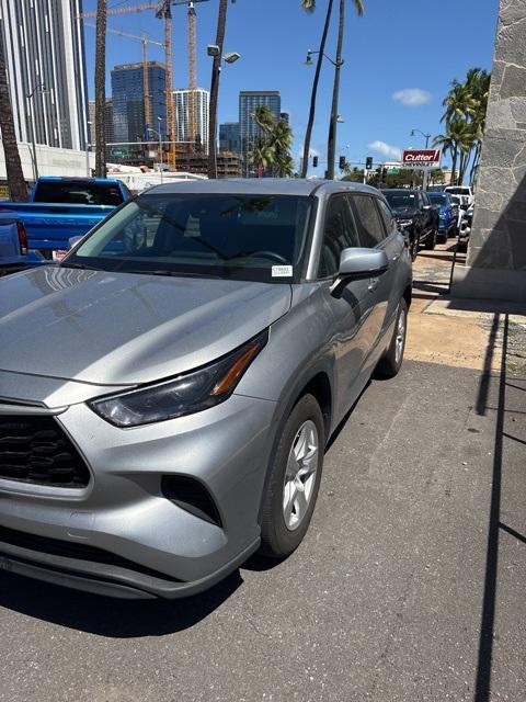 used 2023 Toyota Highlander car, priced at $39,074