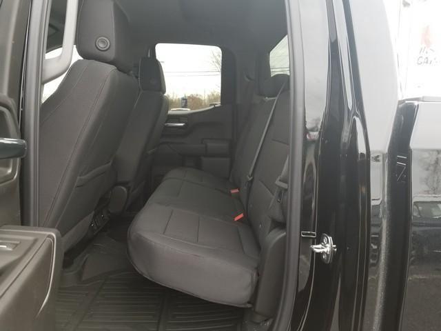 new 2025 GMC Sierra 1500 car, priced at $45,430
