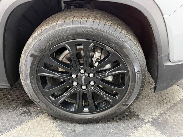 used 2023 GMC Acadia car, priced at $27,995