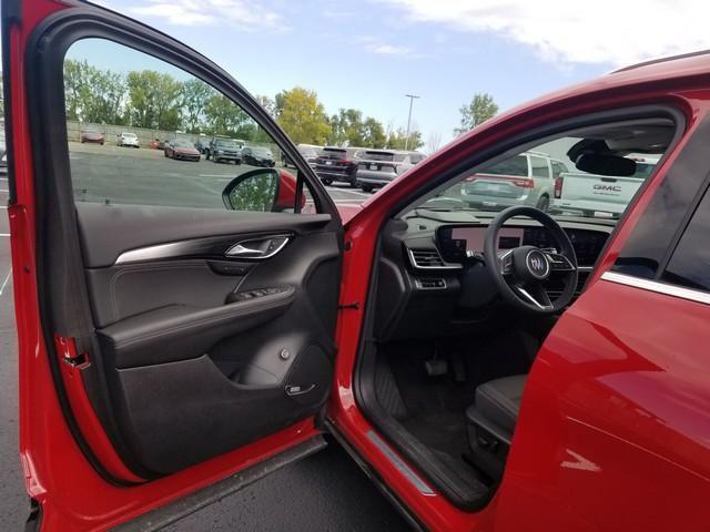 new 2025 Buick Envision car, priced at $39,556