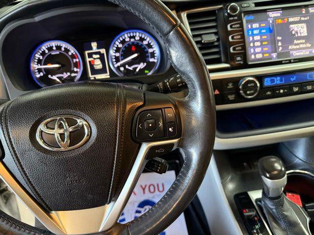 used 2014 Toyota Highlander car, priced at $13,995