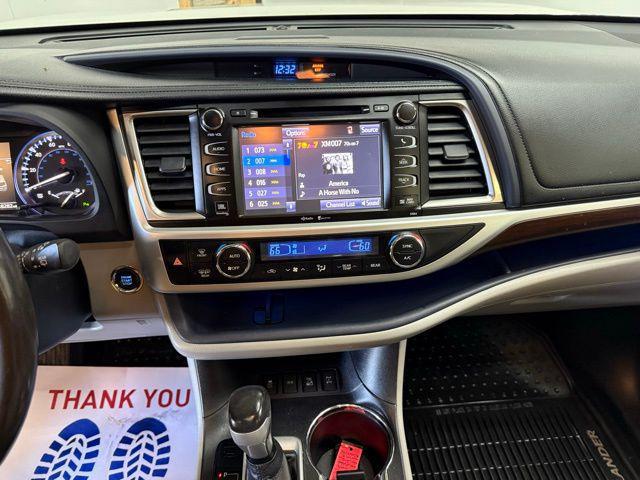 used 2014 Toyota Highlander car, priced at $13,995