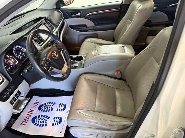 used 2014 Toyota Highlander car, priced at $13,995