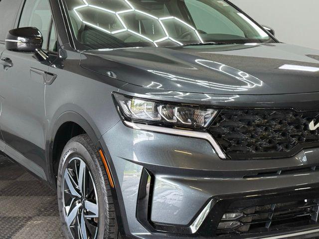 used 2022 Kia Sorento car, priced at $27,395