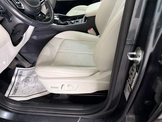 used 2022 Kia Sorento car, priced at $27,395