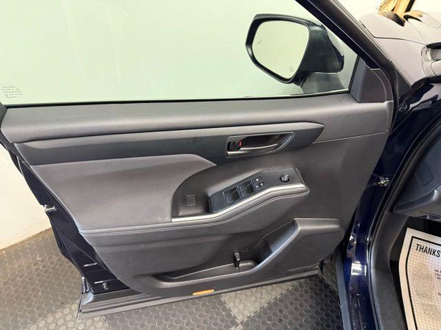 used 2024 Toyota Highlander car, priced at $38,495