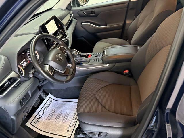 used 2024 Toyota Highlander car, priced at $38,495