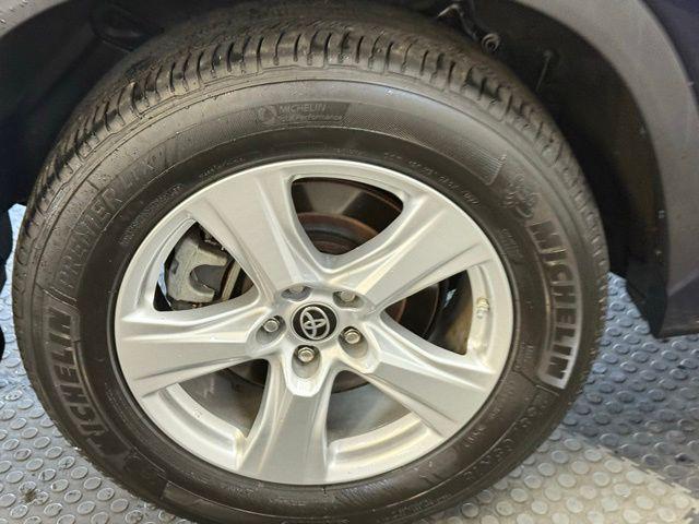 used 2024 Toyota Highlander car, priced at $38,495