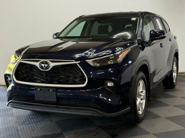 used 2024 Toyota Highlander car, priced at $38,495