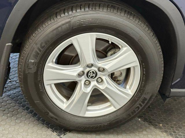 used 2024 Toyota Highlander car, priced at $38,495