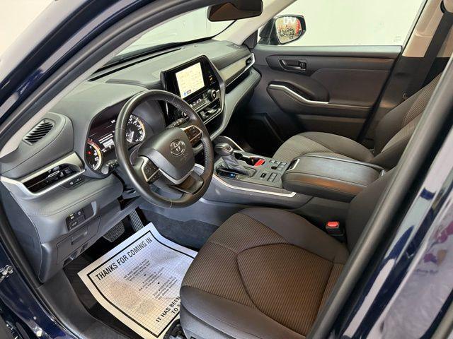 used 2024 Toyota Highlander car, priced at $38,495