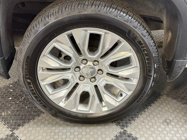 used 2022 GMC Sierra 1500 car, priced at $39,495