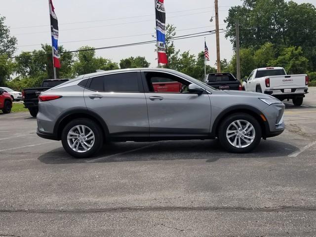 new 2025 Buick Envista car, priced at $27,125