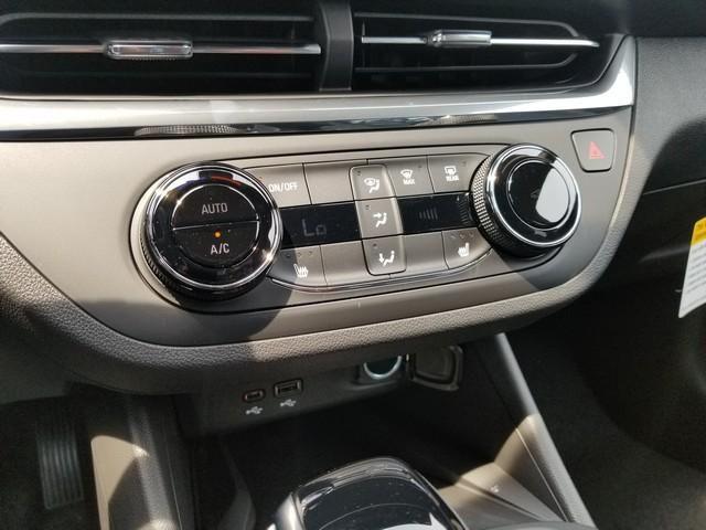 new 2025 Buick Envista car, priced at $27,125