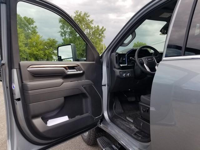 new 2025 GMC Sierra 3500 car, priced at $64,000