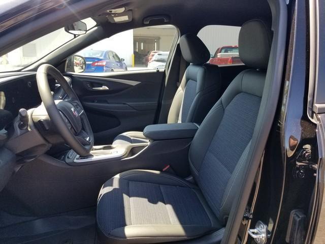 new 2025 Buick Envista car, priced at $27,125