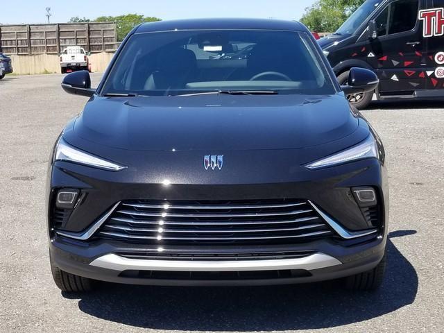 new 2025 Buick Envista car, priced at $27,125