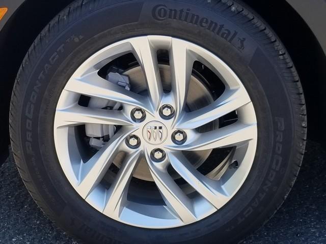 new 2025 Buick Envista car, priced at $27,125