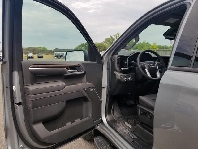 new 2025 GMC Sierra 1500 car, priced at $63,035