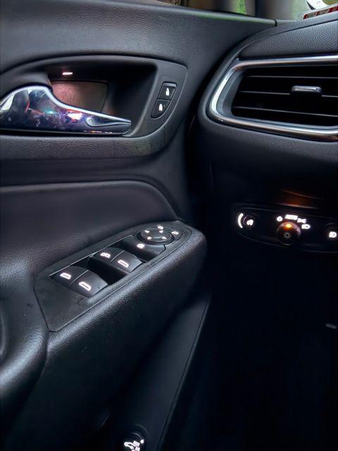 used 2020 Chevrolet Equinox car, priced at $14,995