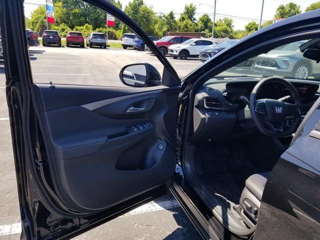 new 2025 Buick Envista car, priced at $27,125