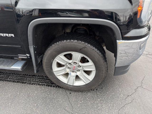 used 2018 GMC Sierra 1500 car, priced at $23,989
