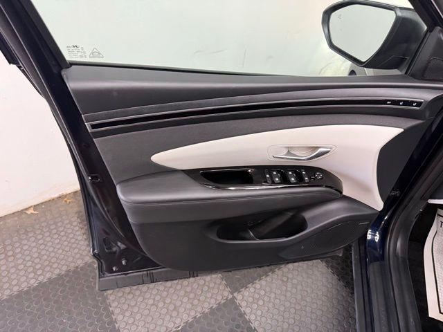 used 2024 Hyundai TUCSON Hybrid car, priced at $33,498