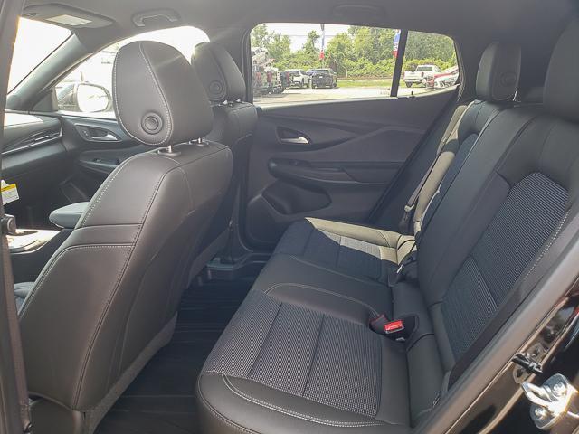 new 2025 Buick Envista car, priced at $27,125