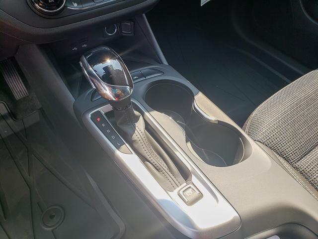 new 2025 Buick Envista car, priced at $27,125