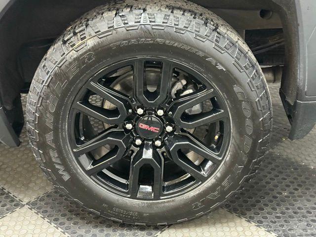 used 2023 GMC Sierra 1500 car, priced at $39,989